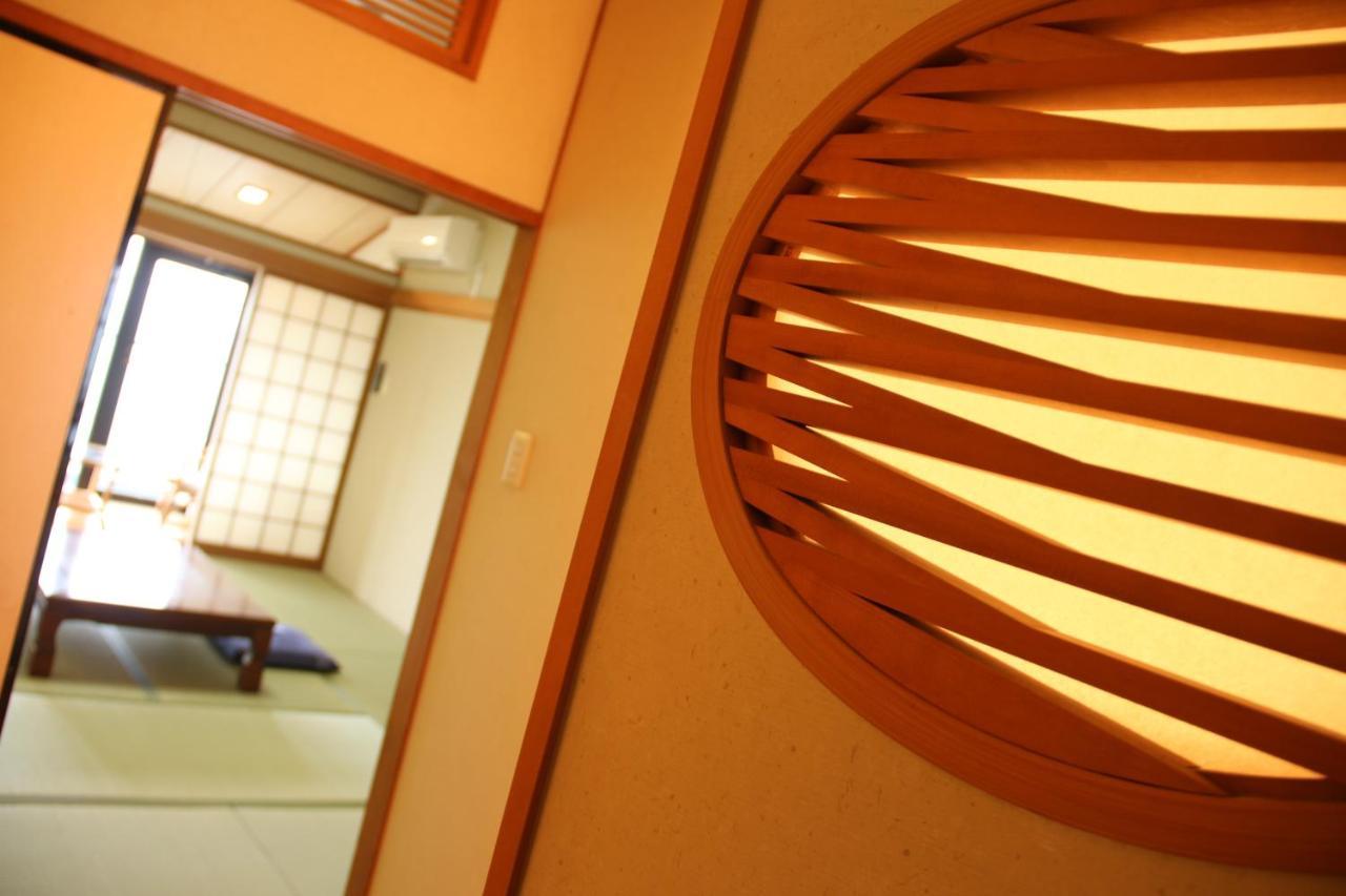 Reposer Makino Hotel 3*